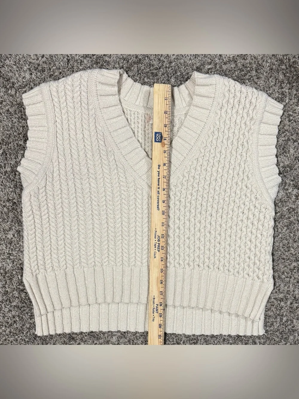 Altar'd State Cream Cable Knit V-Neck Sweater Vest! Size Medium. - Picture 9 of 10